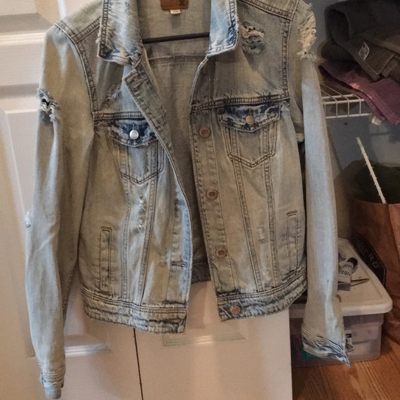 Jean jacket - Picture 2 of 3
